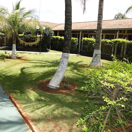 Hotel Pousada Vale Do Sol Em Pompéia Zewnętrze zdjęcie
