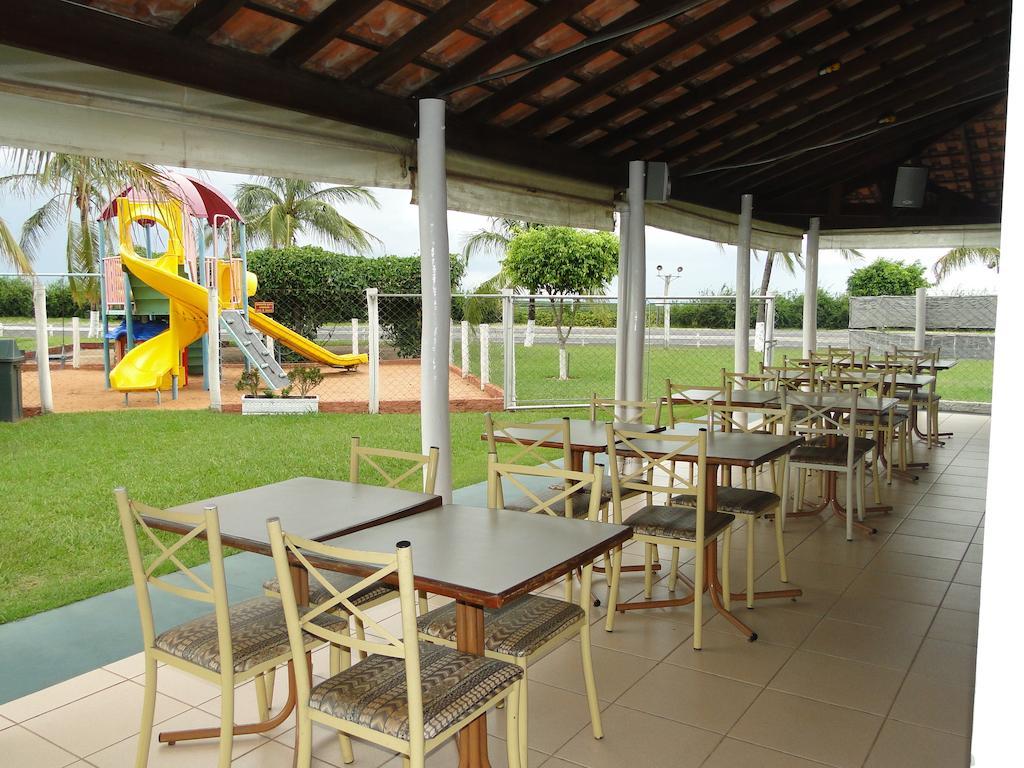 Hotel Pousada Vale Do Sol Em Pompéia Zewnętrze zdjęcie