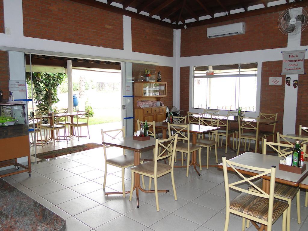 Hotel Pousada Vale Do Sol Em Pompéia Zewnętrze zdjęcie