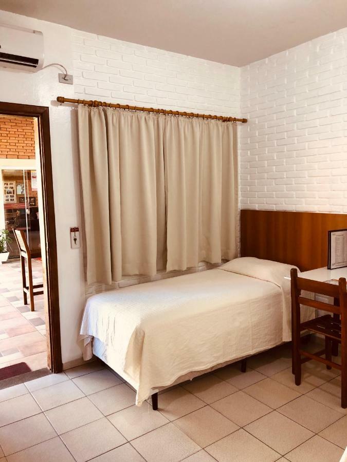 Hotel Pousada Vale Do Sol Em Pompéia Zewnętrze zdjęcie