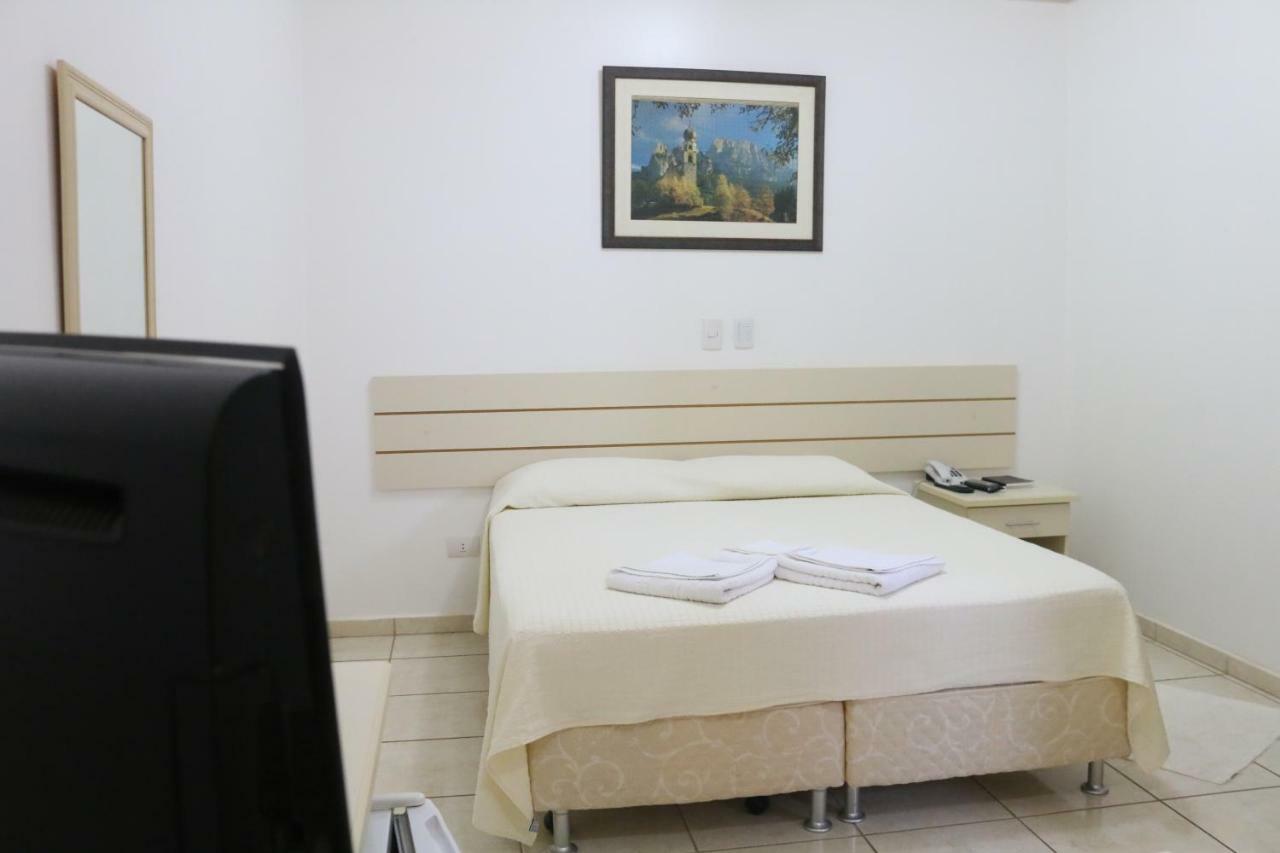 Hotel Pousada Vale Do Sol Em Pompéia Zewnętrze zdjęcie